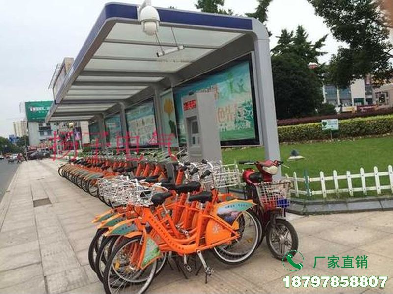 铁西公交站共享自行车存放亭